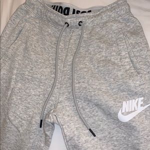 Nike joggers